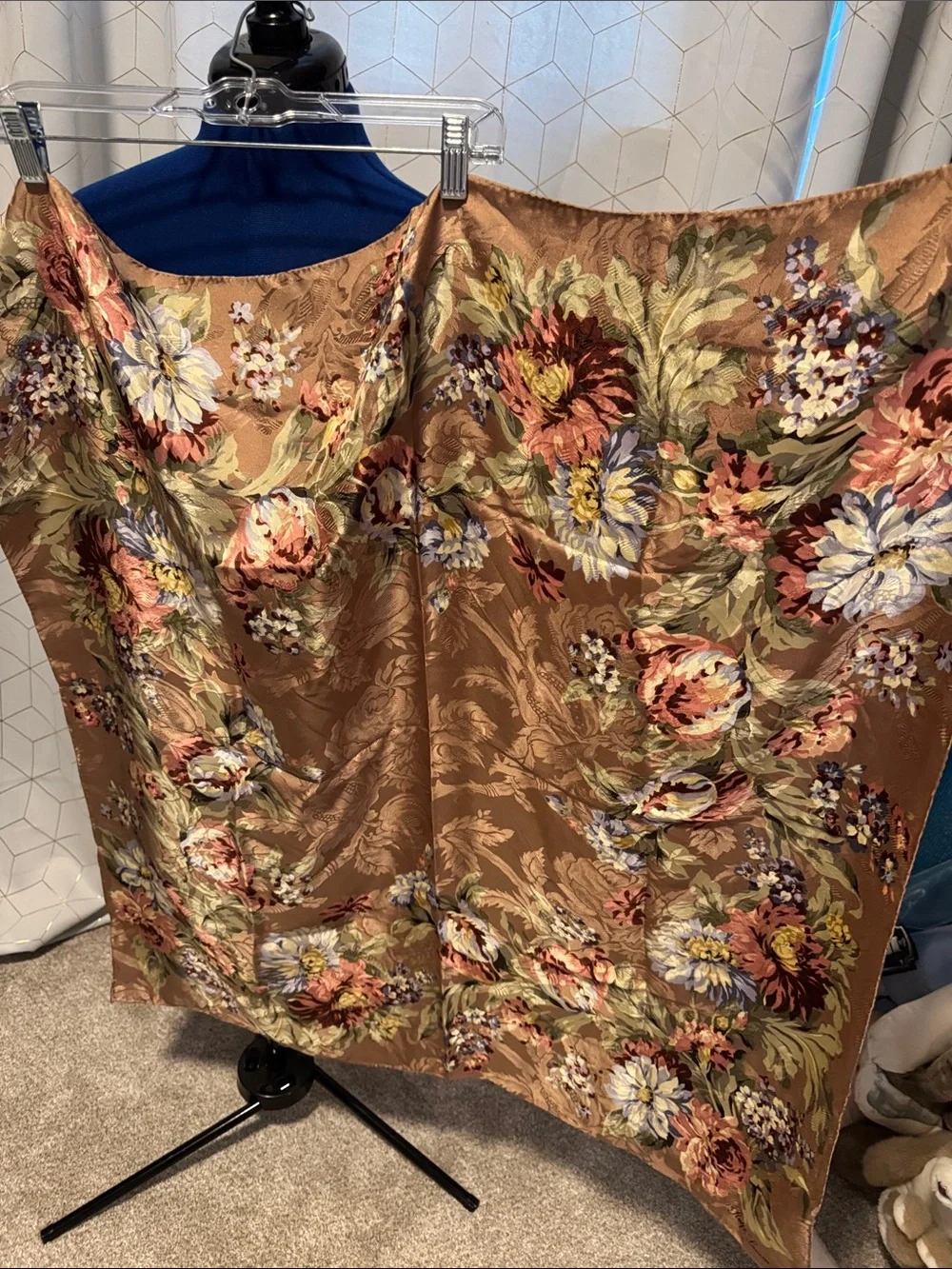 Vintage 100% silk Ralph Lauren scarf